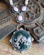 Schaef Designs Off White Tassel Pendant | Arizona 