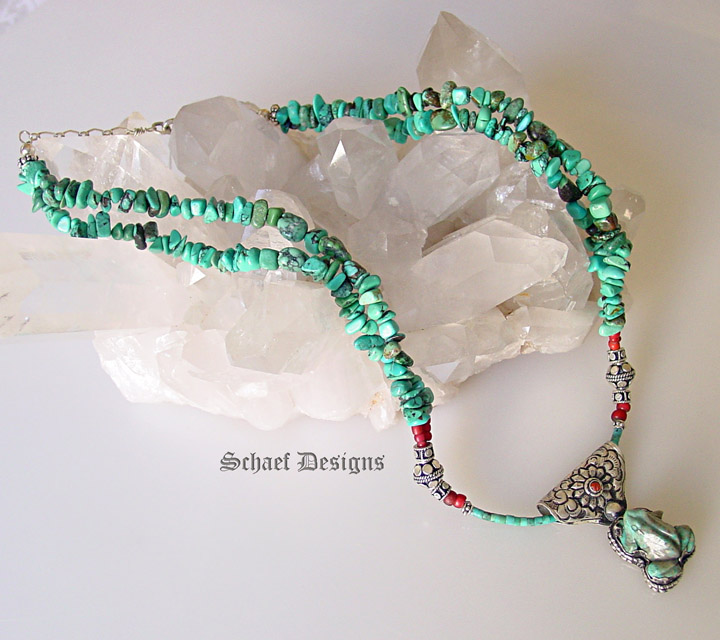 Turquoise Necklace with Carved Turquoise Frog Tibetan Totem Animal Pendant